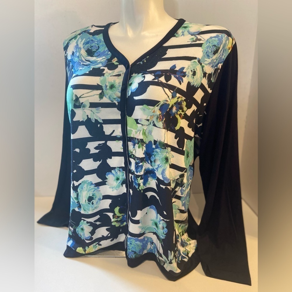 Luciana Knitwear~NWT~Soft~Beaded~Floral/Striped~Button Closure~Knit Top~Size 4X